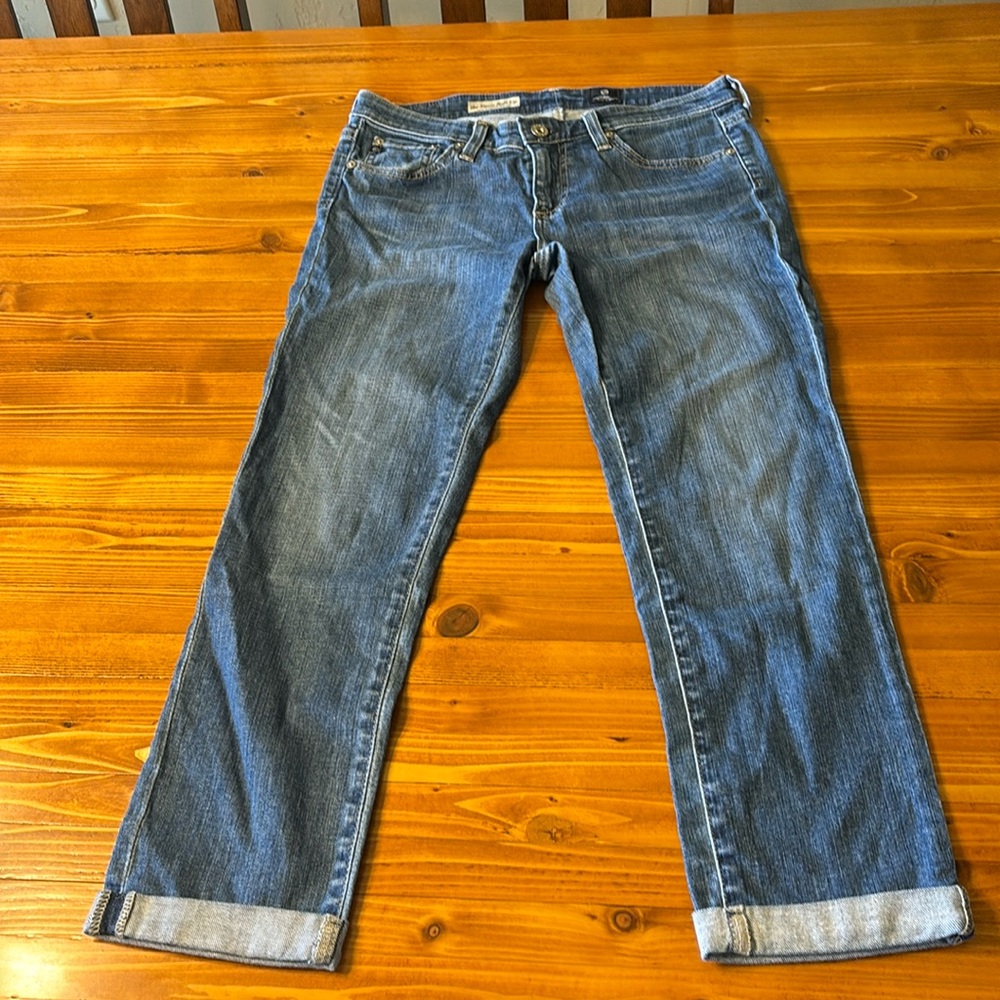Adriano Goldschmied women’s capri jeans. Slim, straight roll-up style size 28R